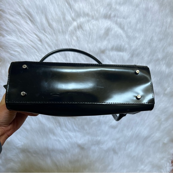 Guess🖤90’s Vintage Patent Leather Black Shoulder Bag Y2K - Picture 5 of 7